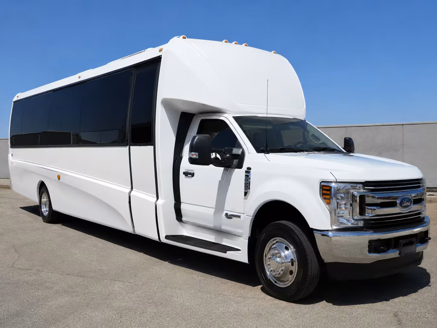 20 passenger minibus